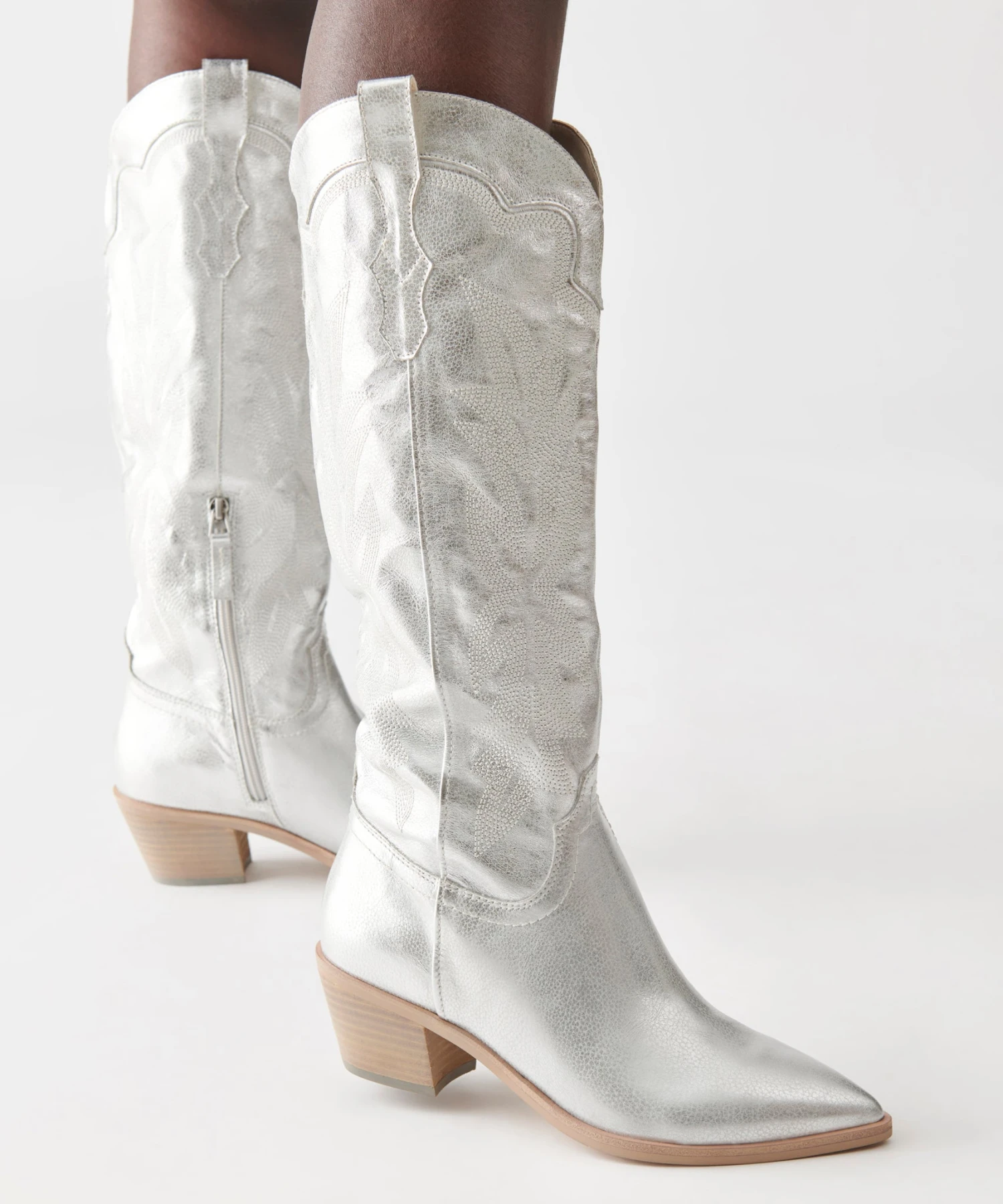 SHIREN BOOTS SILVER METALLIC SUEDE - Image 11