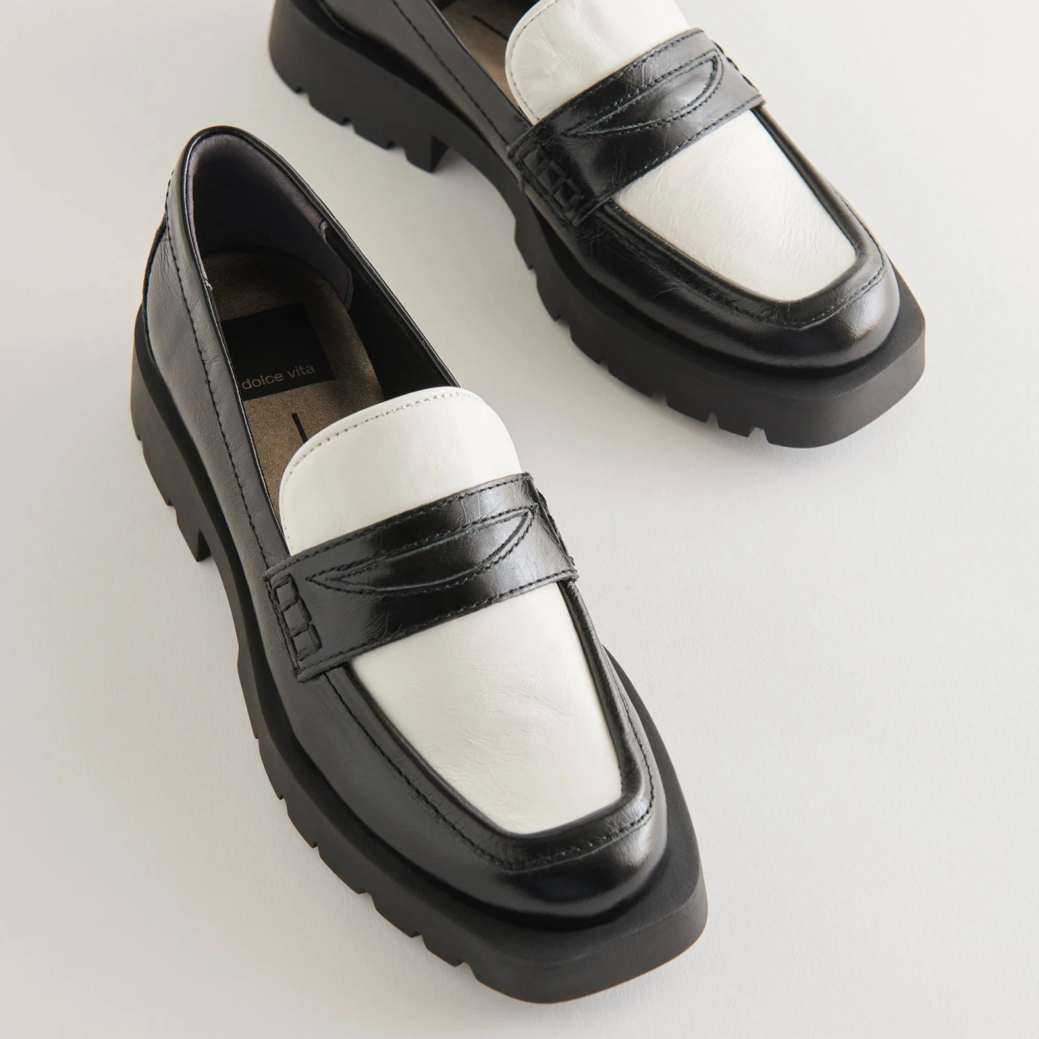Dolce Vita ELIAS FLATS BLACK WHITE CRINKLE PATENT