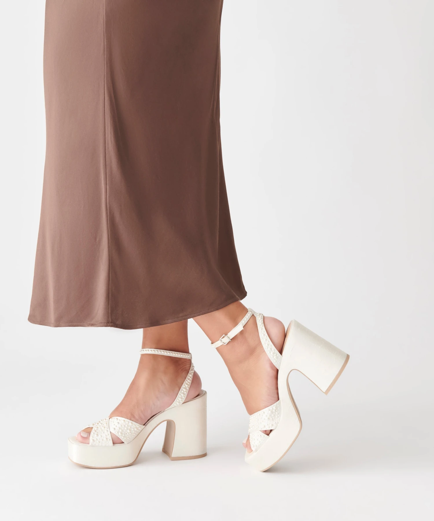 WESSI PEARL HEELS VANILLA PEARLS - Image 11