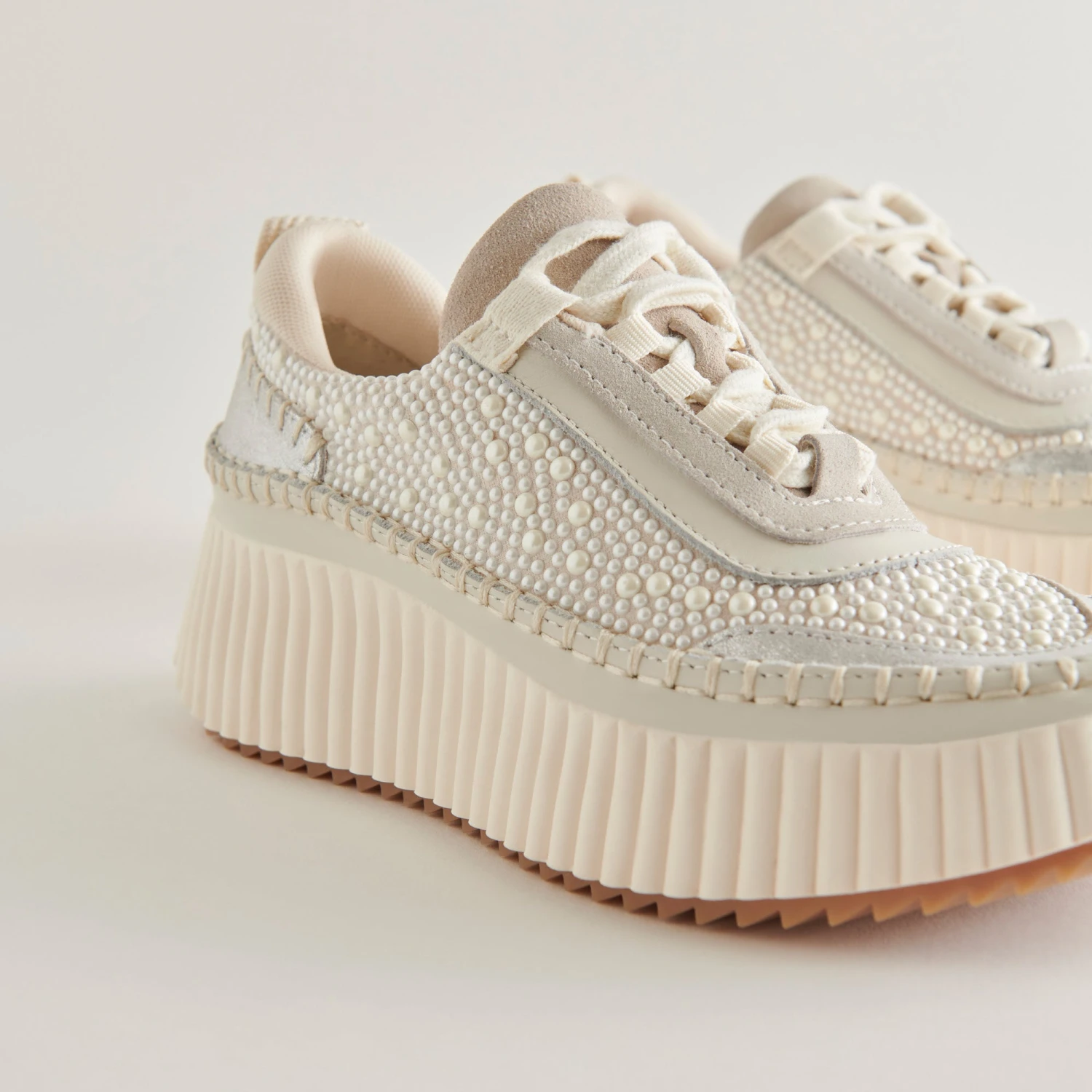 Dolce Vita DOLEN PEARL SNEAKERS VANILLA PEARLS - Image 3