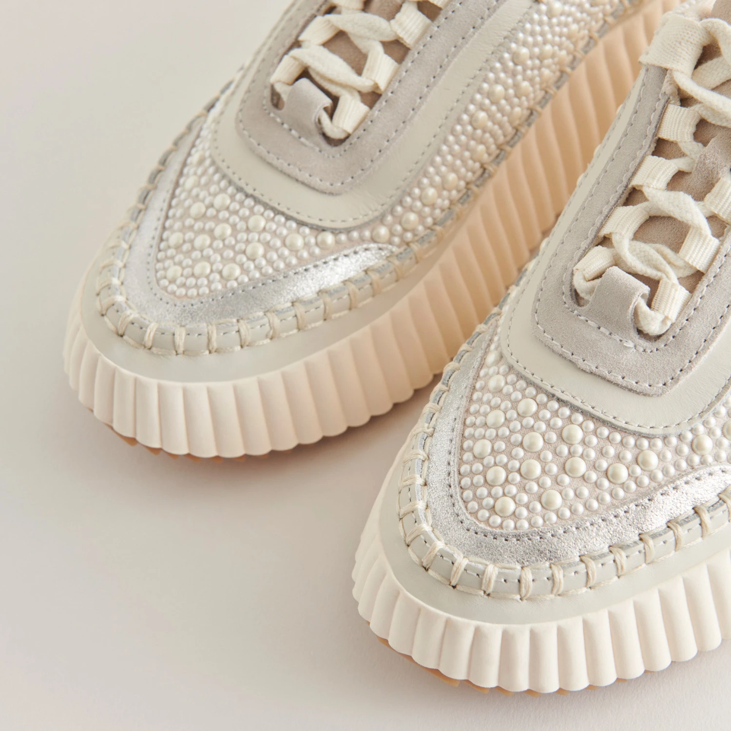 Dolce Vita DOLEN PEARL SNEAKERS VANILLA PEARLS - Image 4
