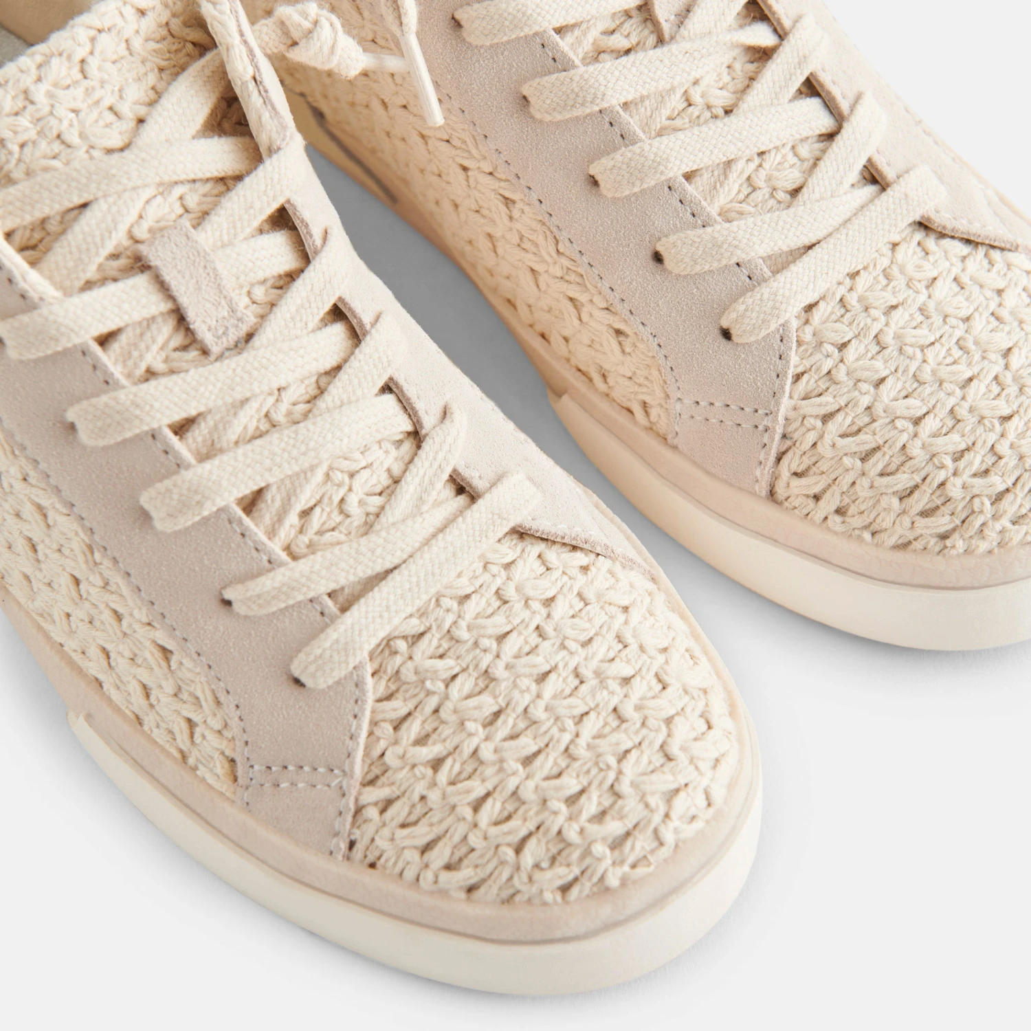 Dolce Vita ZINA CROCHET SNEAKERS SANDSTONE CROCHET - Image 3